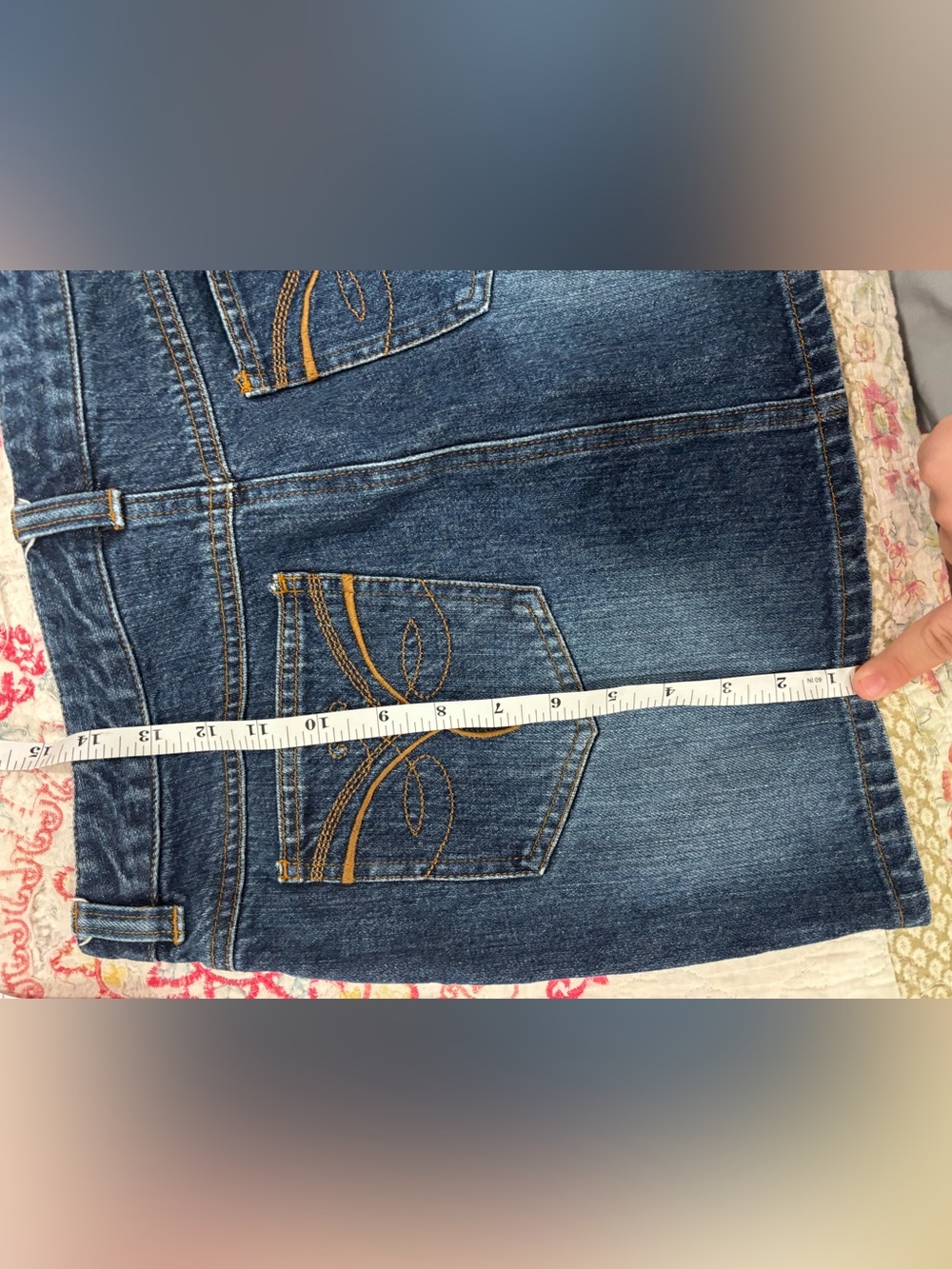 Old Navy Dark Blue Denim Skirt with Embroidered Back Pockets - Picture 4 of 6